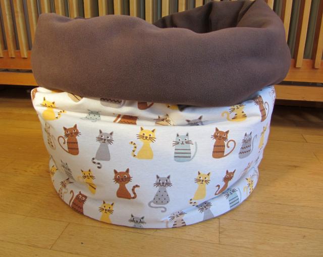 Katzenkuschelsack Hundeschlafsack in XXL - Zubehoer für Haustiere - Oberkirch