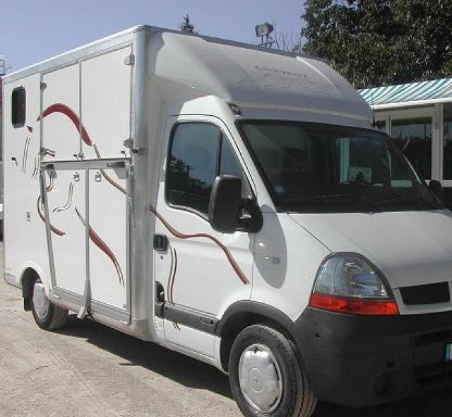 Renault master dci 150 cv betailler - Pferde - Bobigny